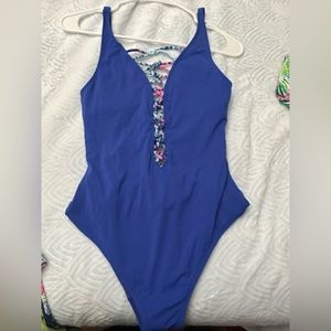 Lilly Pulitzer Swimsuit sz 4